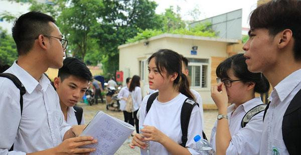 Bộ GD - ĐT bắt đầu xét tuyển và lọc ảo tuyển sinh trực tuyến