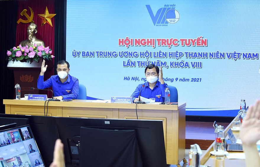 Hội nghị đã hiệp thương chọn cử bổ sung các anh, chị vào Ủy ban T.Ư Hội khóa VIII, thường trực Đoàn chủ tịch; các chức danh chủ chốt của T.Ư Hội LHTN Việt Nam khóa VIII. Theo đó, anh Nguyễn Ngọc Lương - Bí thư T.Ư Đoàn giữ chức Chủ tịch Hội LHTN Việt Nam khóa VIII.