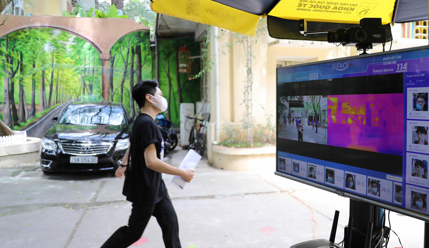 Thí sinh tham dự đợt 1 kỳ thi tốt nghiệp THPT 2021. Ảnh: DƯƠNG TRIỀU