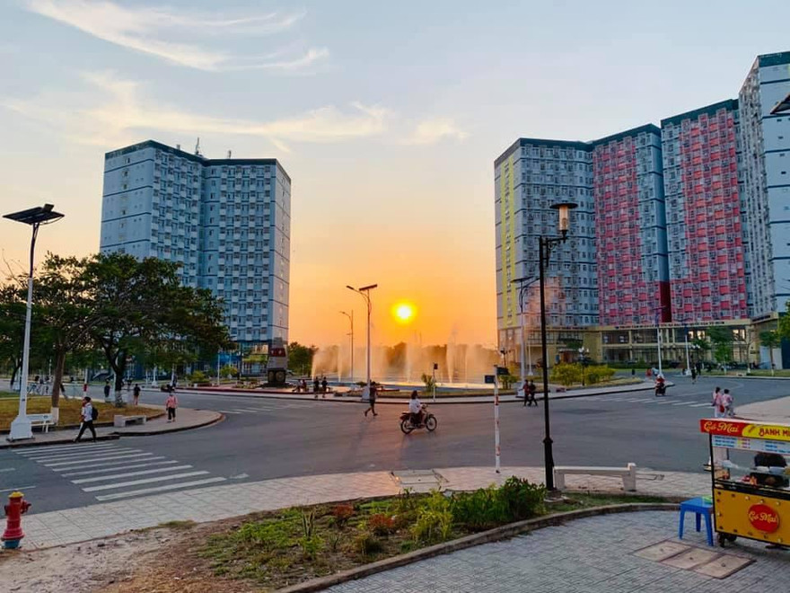 Nếu không có việc cần thiết, sinh viên KTX ĐHQG TP. HCM nên trở về nhà