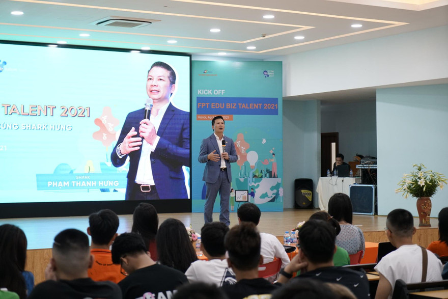 Shark Hưng gây bất ngờ khi khuyên người trẻ không nên khởi nghiệp sớm