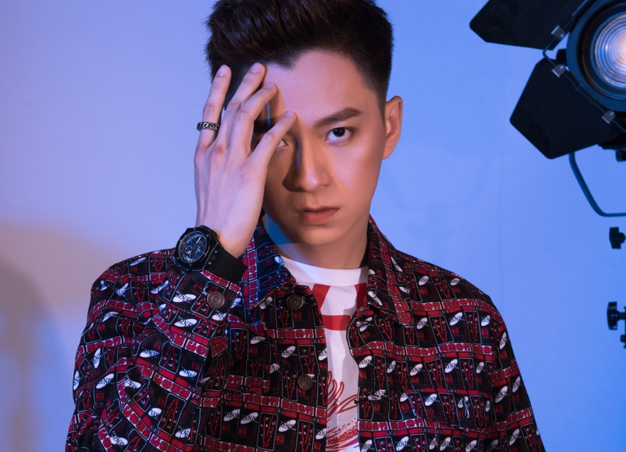 Ngô Kiến Huy mượn MV Lyrics để xin lỗi Khổng Tú Quỳnh?