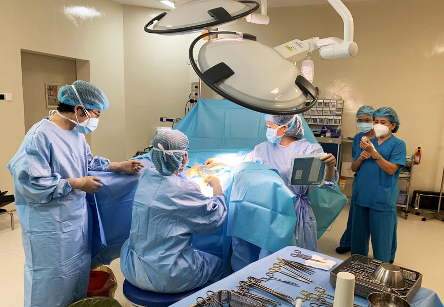 Thiếu nữ bị bụng phình to khi đến ngày 'đèn đỏ' vì dị tật hiếm gặp trên thế giới