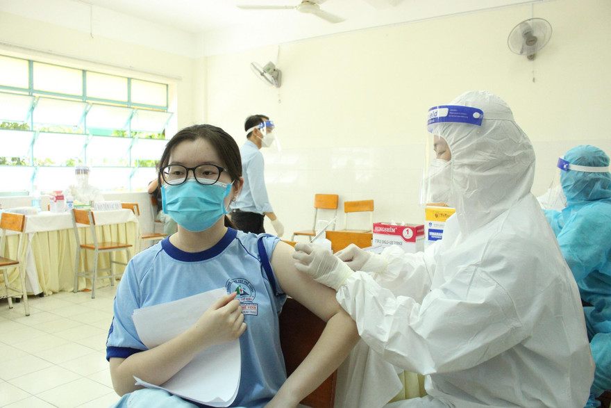 Chích ngừa COVID-19 cho trẻ em trên toàn TPHCM từ ngày mai