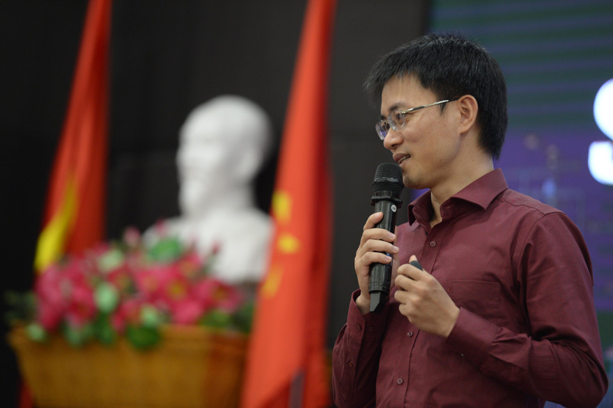 Diễn giả, nhà báo Nguyễn Tuấn Anh