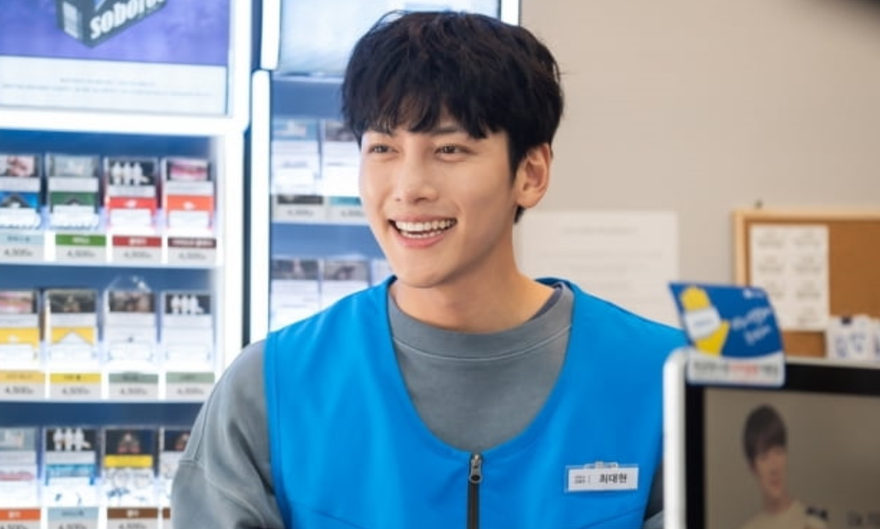 Bị ném đá khi tổ chức sự kiện đông người giữa đại dịch COVID-19, Ji Chang Wook nói gì? 