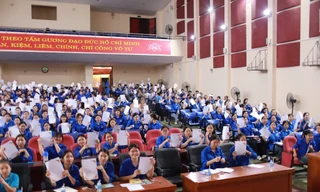 Nối dài ngọn lửa yêu nghề – viết tiếp hành trình gieo chữ