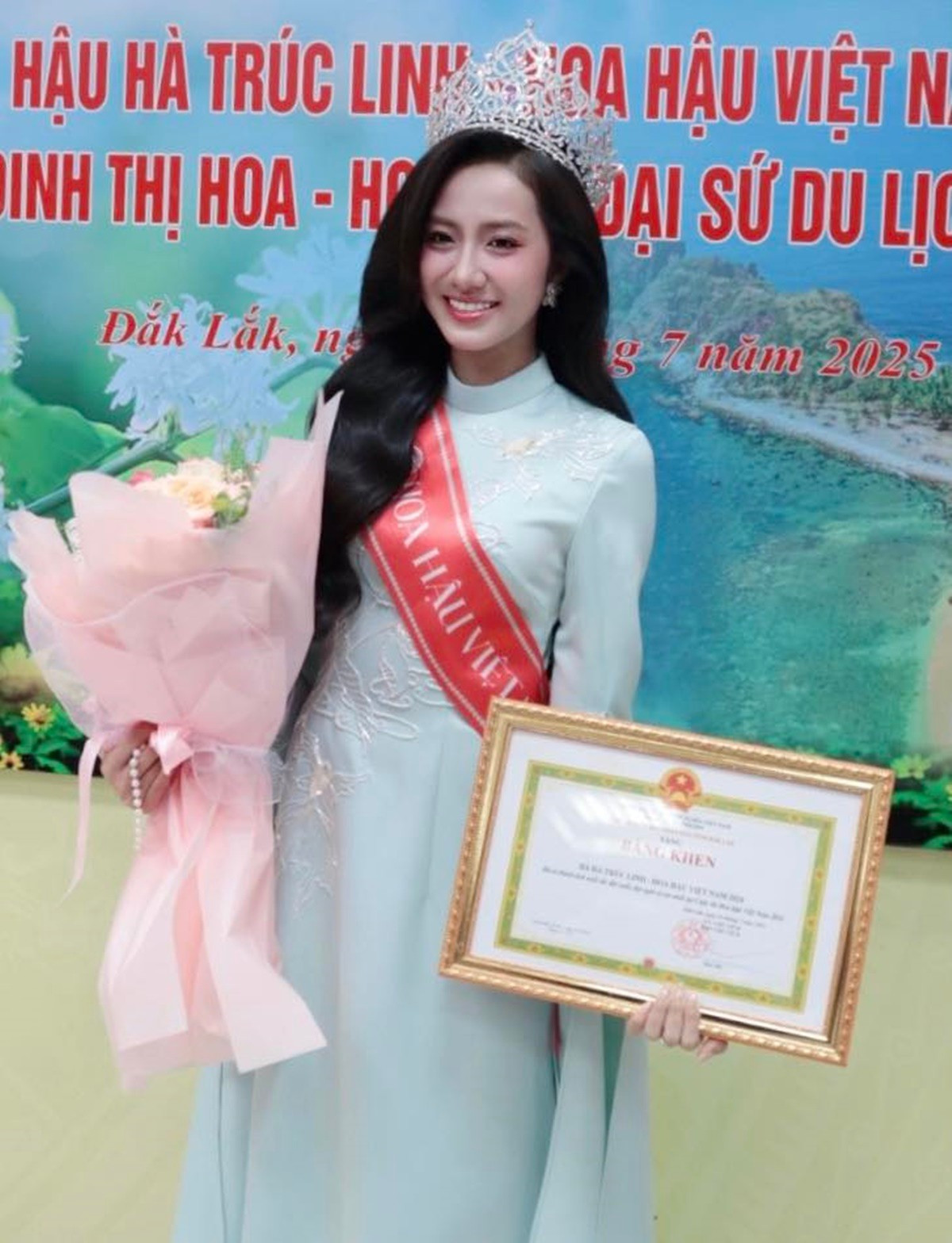 truc-linh4.jpg
