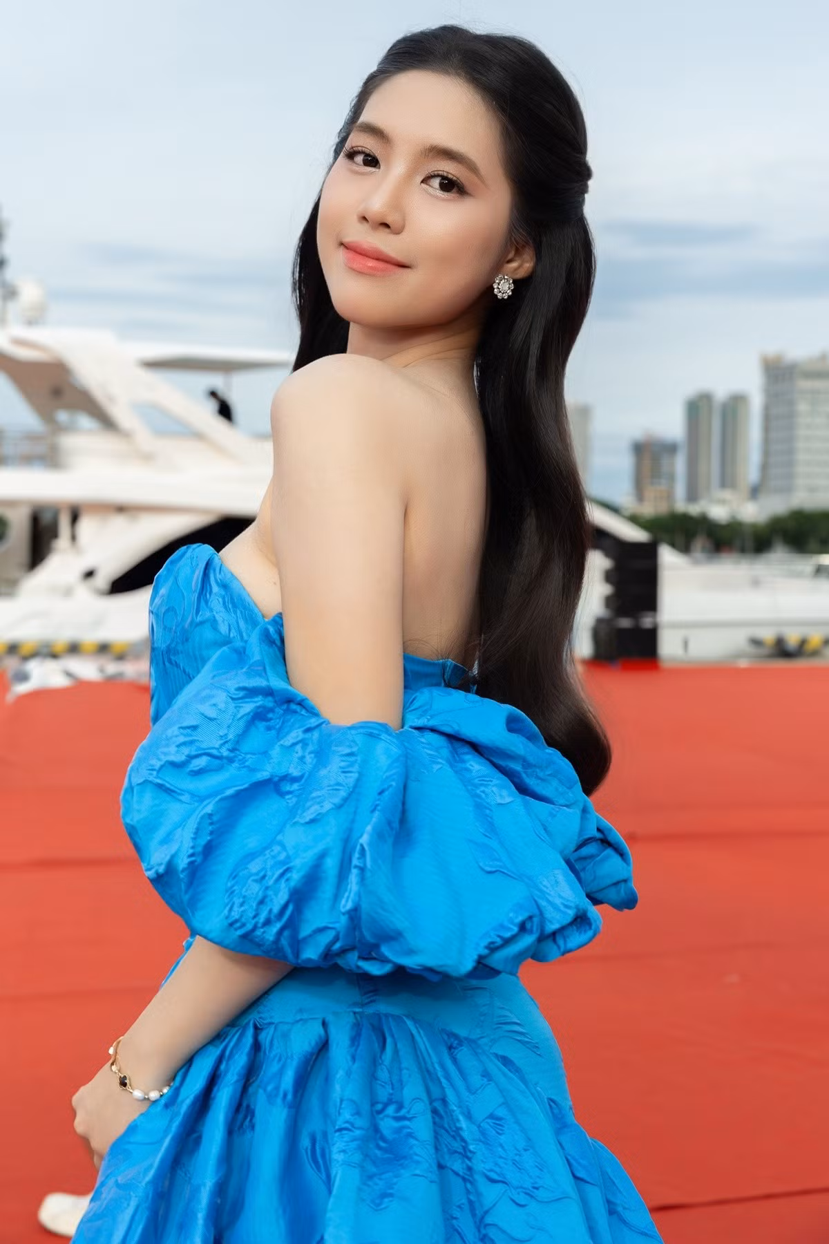 chau-anh3.jpg