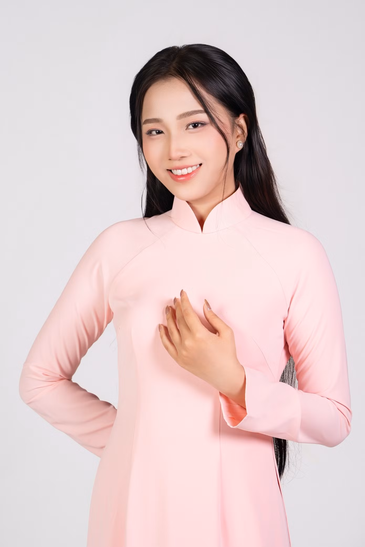 ngoc-huyen1.jpg