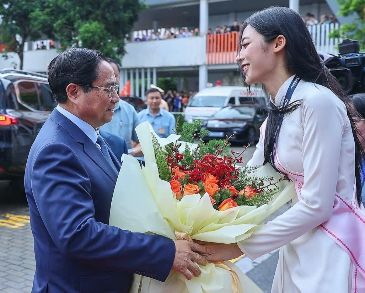 van-nhi1.jpg