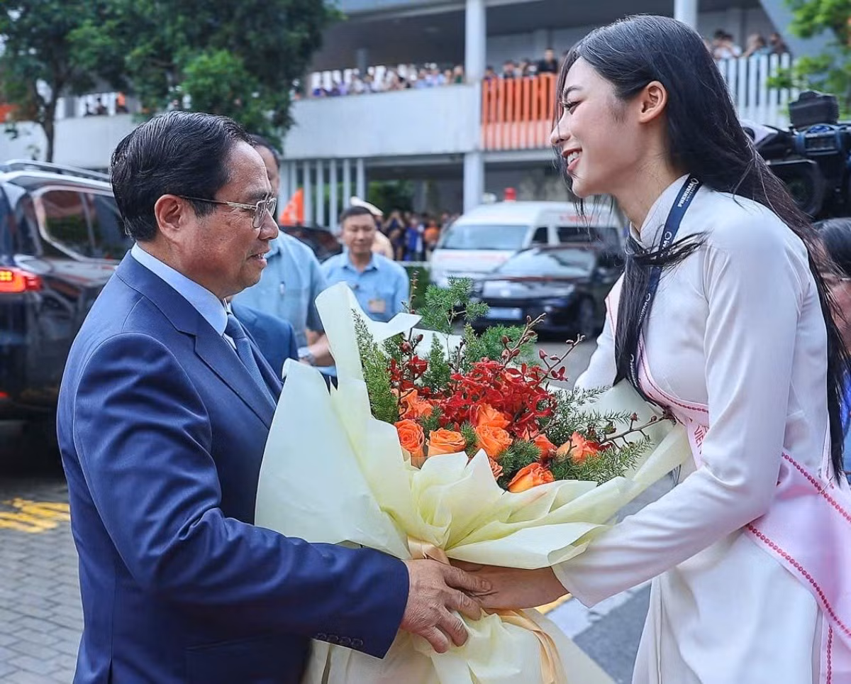 van-nhi1.jpg