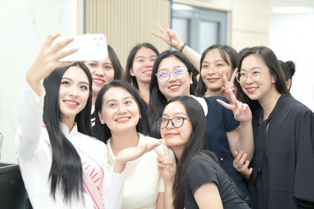 van-nhi5.jpg