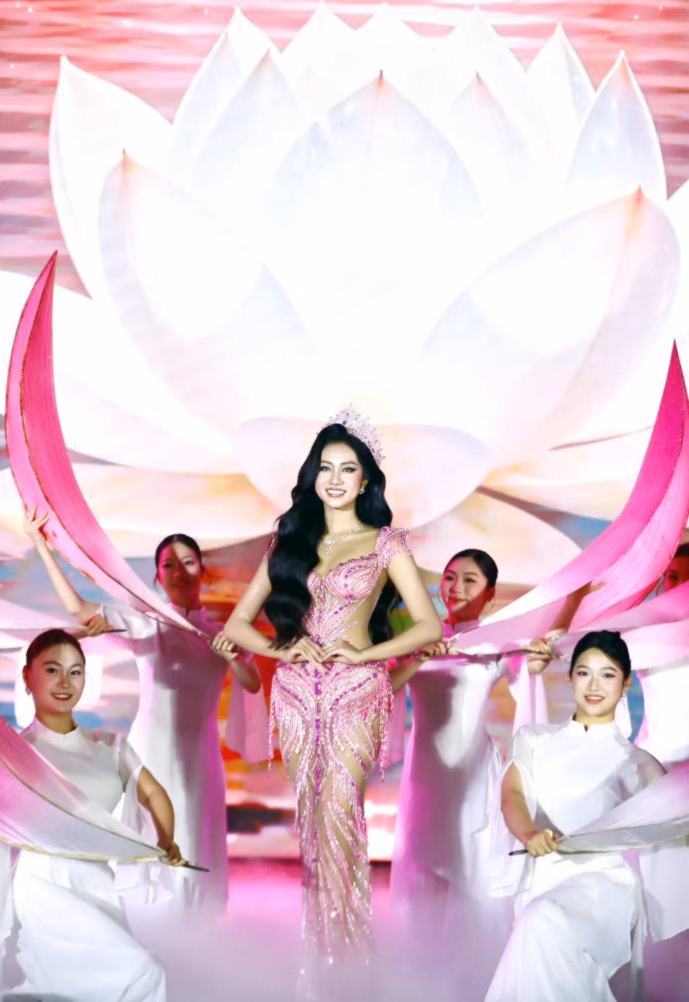ha-truc-linh1.jpg