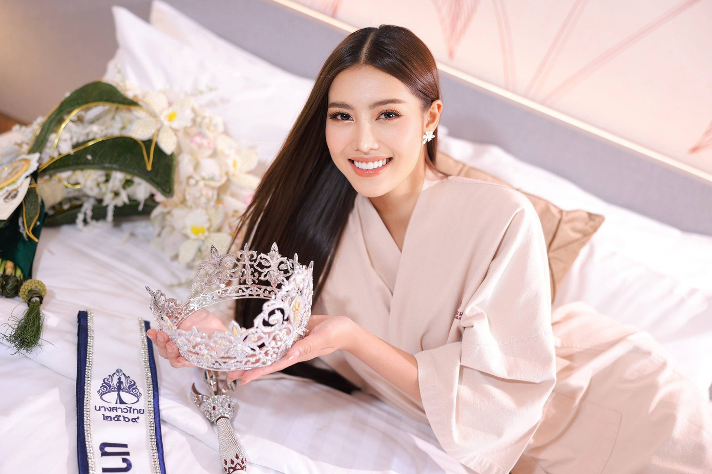 miss-thailand3.jpg