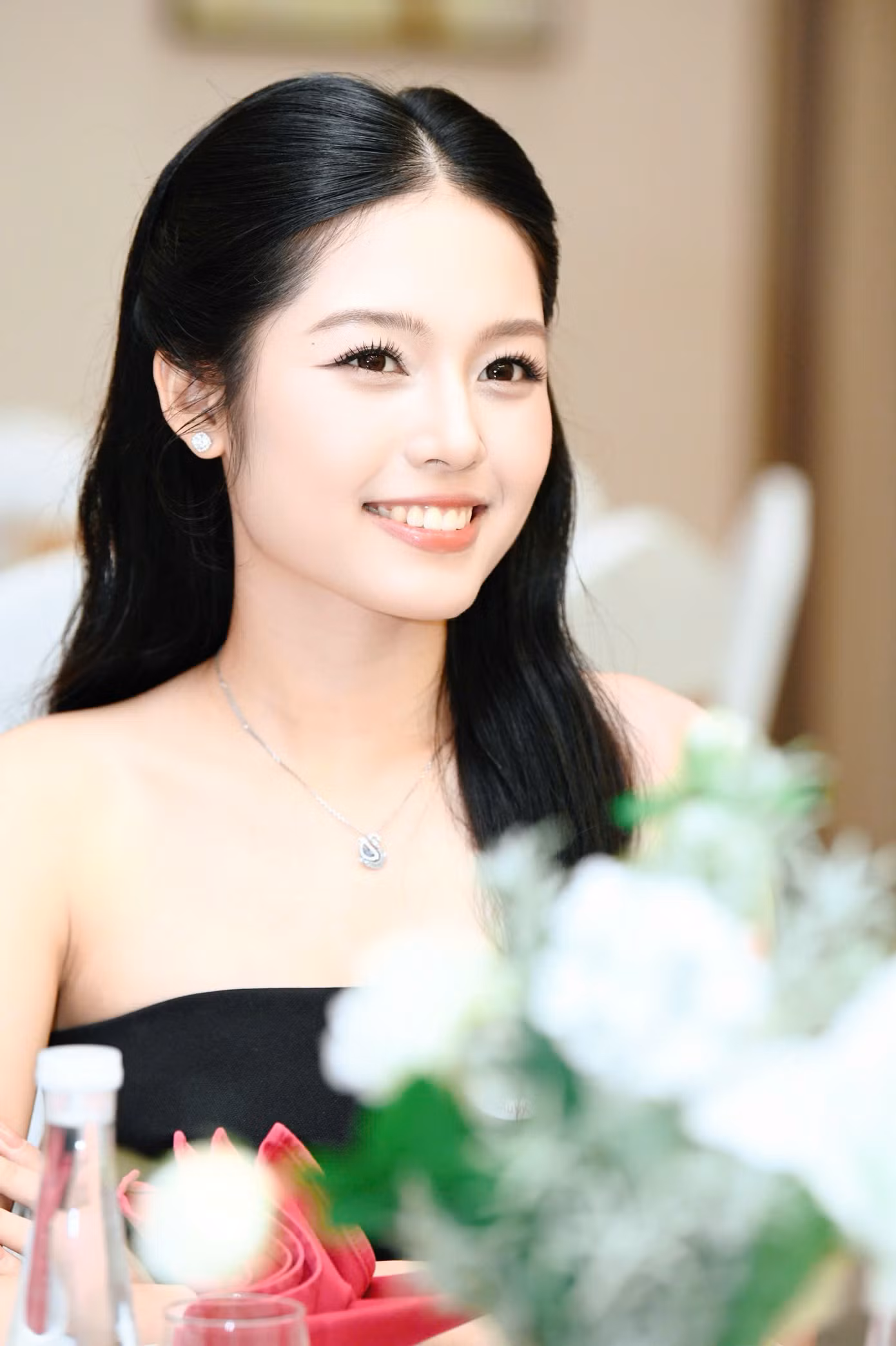 uyen-nhi.jpg