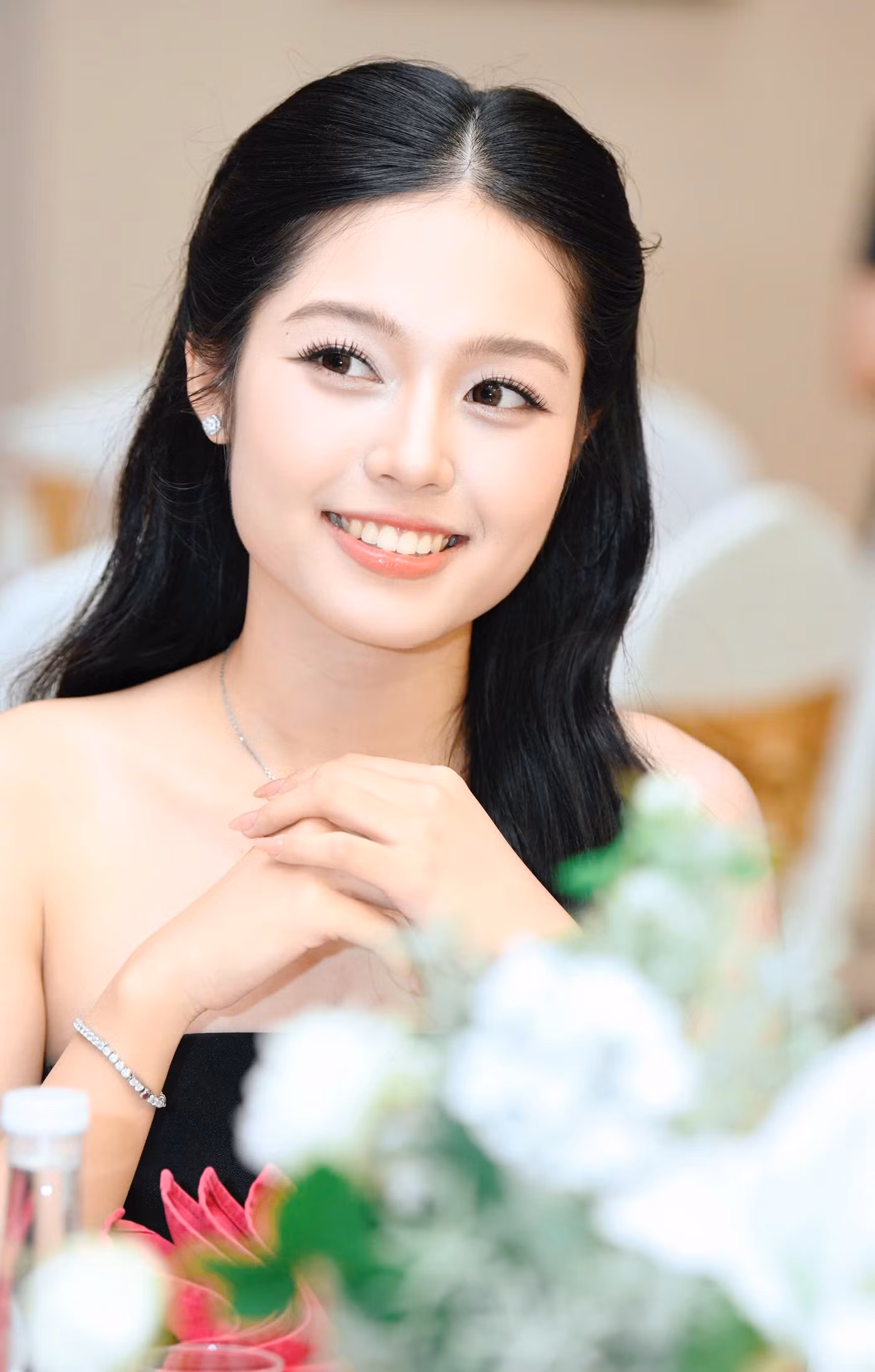 uyen-nhi1.jpg