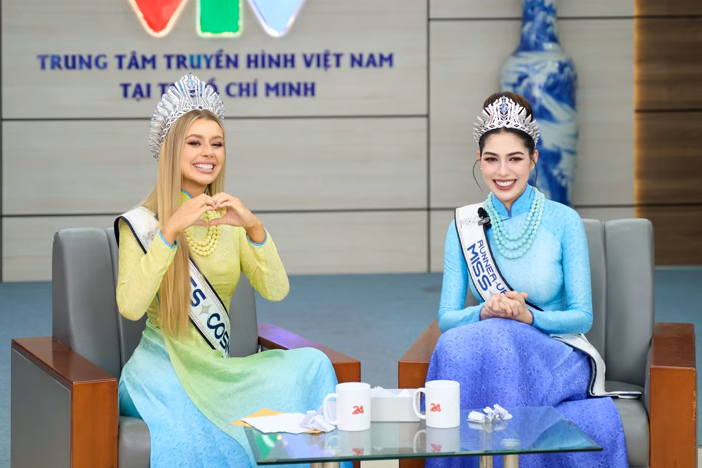 miss-cosmo3.jpg
