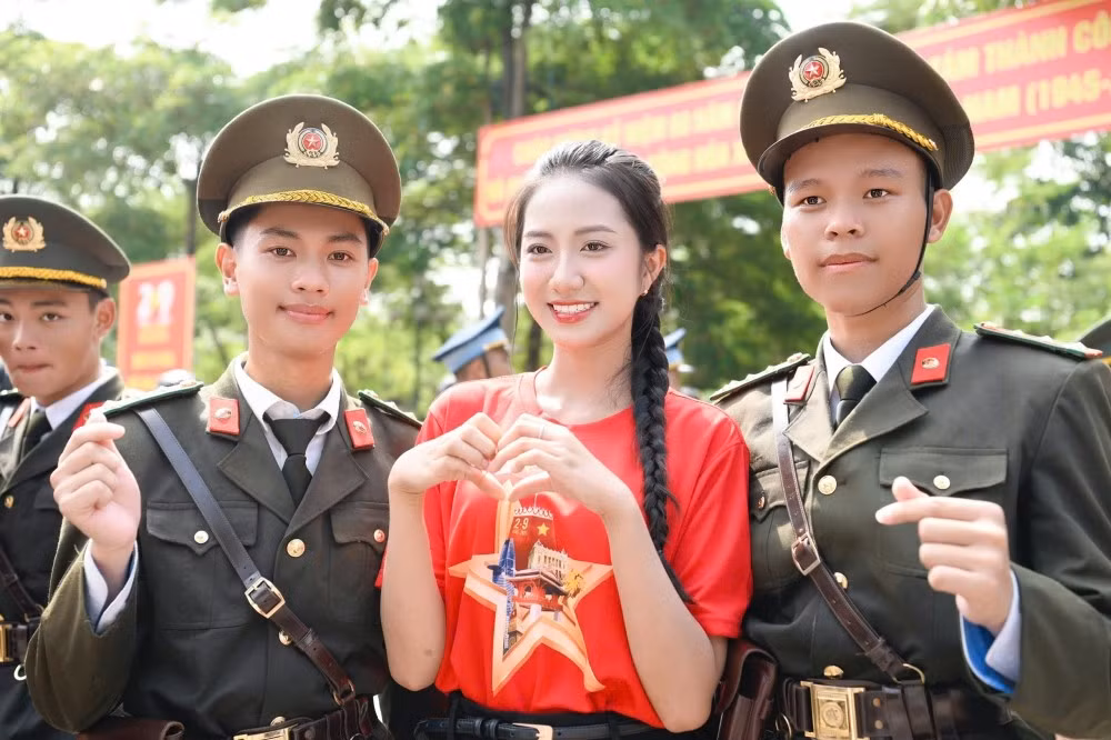 truc-linh1.jpg