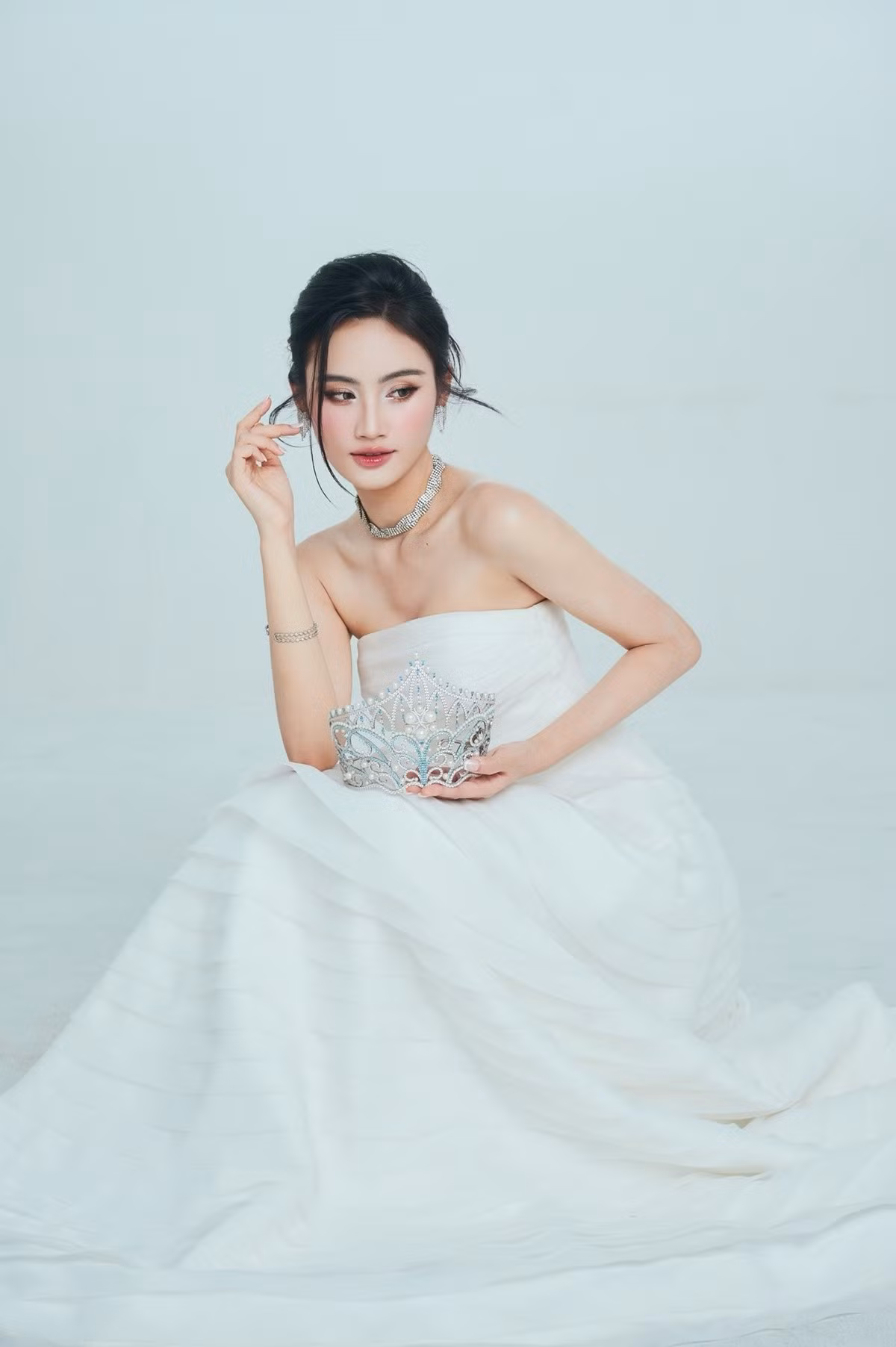 y-nhi2.jpg