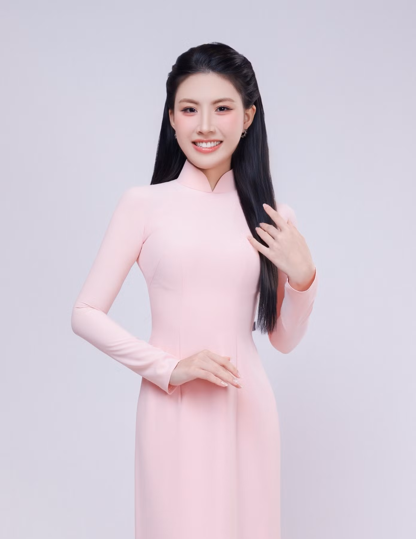 khanh-linh1.jpg