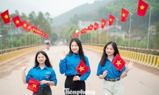 Mỗi lá cờ đỏ sao vàng tung bay còn là biểu tượng sinh động cho niềm tin son sắt, tuyệt đối của tuổi trẻ Bắc Ninh vào sự lãnh đạo của Đảng trong kỷ nguyên vươn mình phát triển mạnh mẽ.