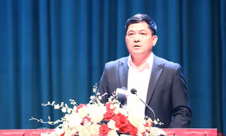 Bí thư Tỉnh ủy Bắc Ninh Nguyễn Hồng Thái phát biểu tại hội nghị.