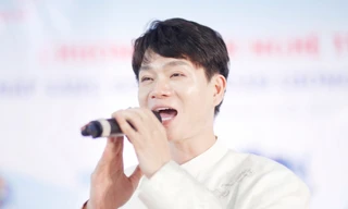 Tuấn Cry lan tỏa yêu thương bằng âm nhạc ở Trại giam Ngọc Lý