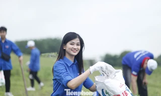 Tuổi trẻ tỉnh Bắc Ninh thu gom rác thải, bảo vệ môi trường