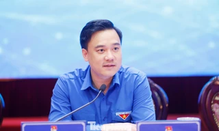 Bí thư Tỉnh Đoàn Bắc Ninh Trần Văn Đăng trả lời câu hỏi của đoàn viên.