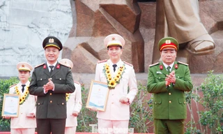 Bắc Ninh tuyên dương chiến sĩ Công an trẻ tiêu biểu. Ảnh: Nguyễn Thắng