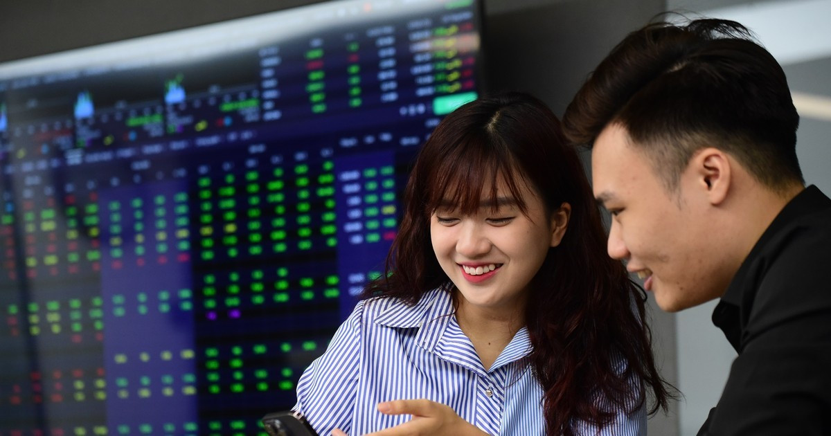 Chứng khoán vừa trải qua tuần giao dịch đầy tích cực, khi dòng tiền khối ngoại mua ròng mạnh, thanh khoản bùng nổ. dsc-9736-8709.jpg