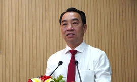 Phê chuẩn kết quả bầu, miễn nhiệm nhân sự chủ chốt tỉnh Cà Mau