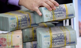 Không xóa bỏ, cắt giảm chế độ tiền lương khi người lao động làm thêm giờ