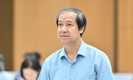 Bộ trưởng Nguyễn Kim Sơn: Quản lý về con người để ‘nắm buông không nhầm’