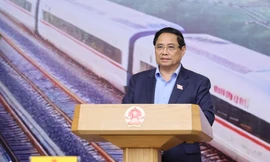 Thủ tướng: Huy động tối đa cán bộ có trình độ làm các dự án đường sắt