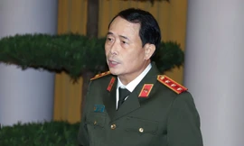 Thứ trưởng Bộ Công an nói về quy định mới liên quan đến thiết bị an toàn cho trẻ em trên xe ô tô 