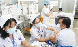 Bộ Nội vụ đôn đốc các tỉnh, thành phố sắp xếp cơ sở y tế, giáo dục