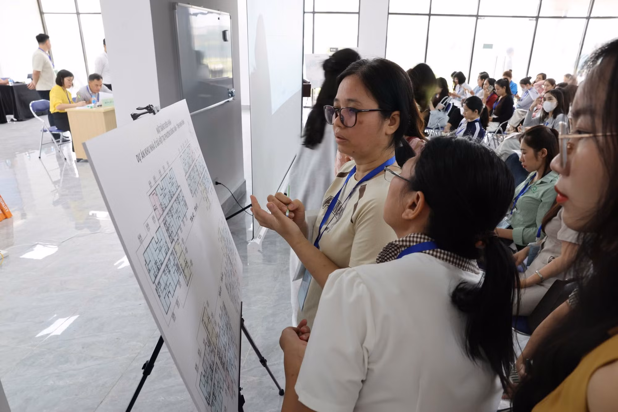 Bốc thăm quyền mua nhà ở xã hội tại Đồng Văn: Minh bạch để tạo niềm tin cho người dân
