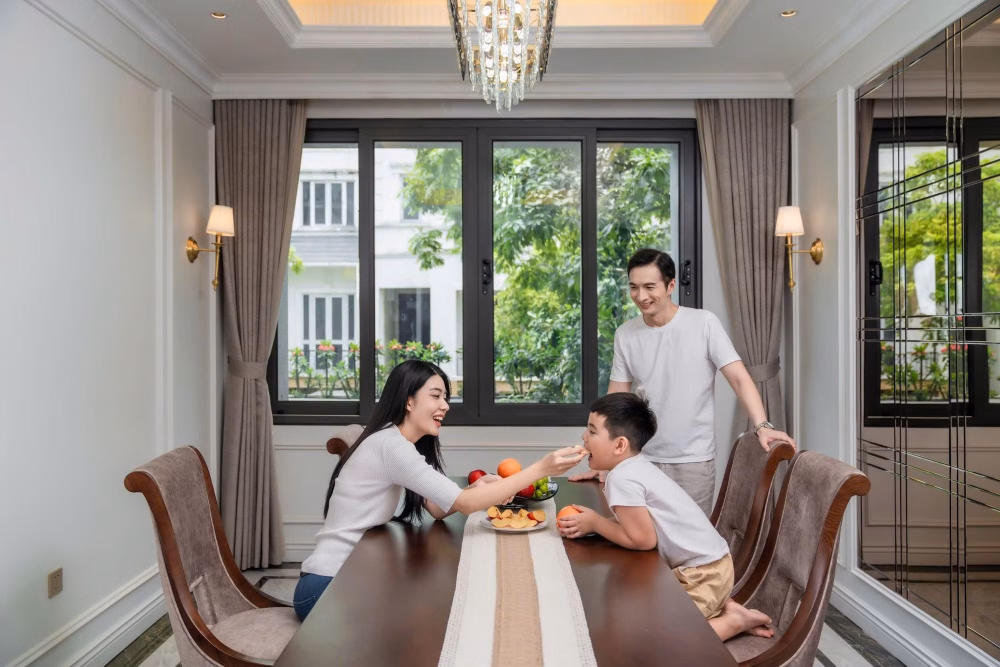 Eurowindow: 24 năm kiến tạo chuẩn mực sống với cửa thông minh chống ồn, tiết kiệm điện tại Việt Nam