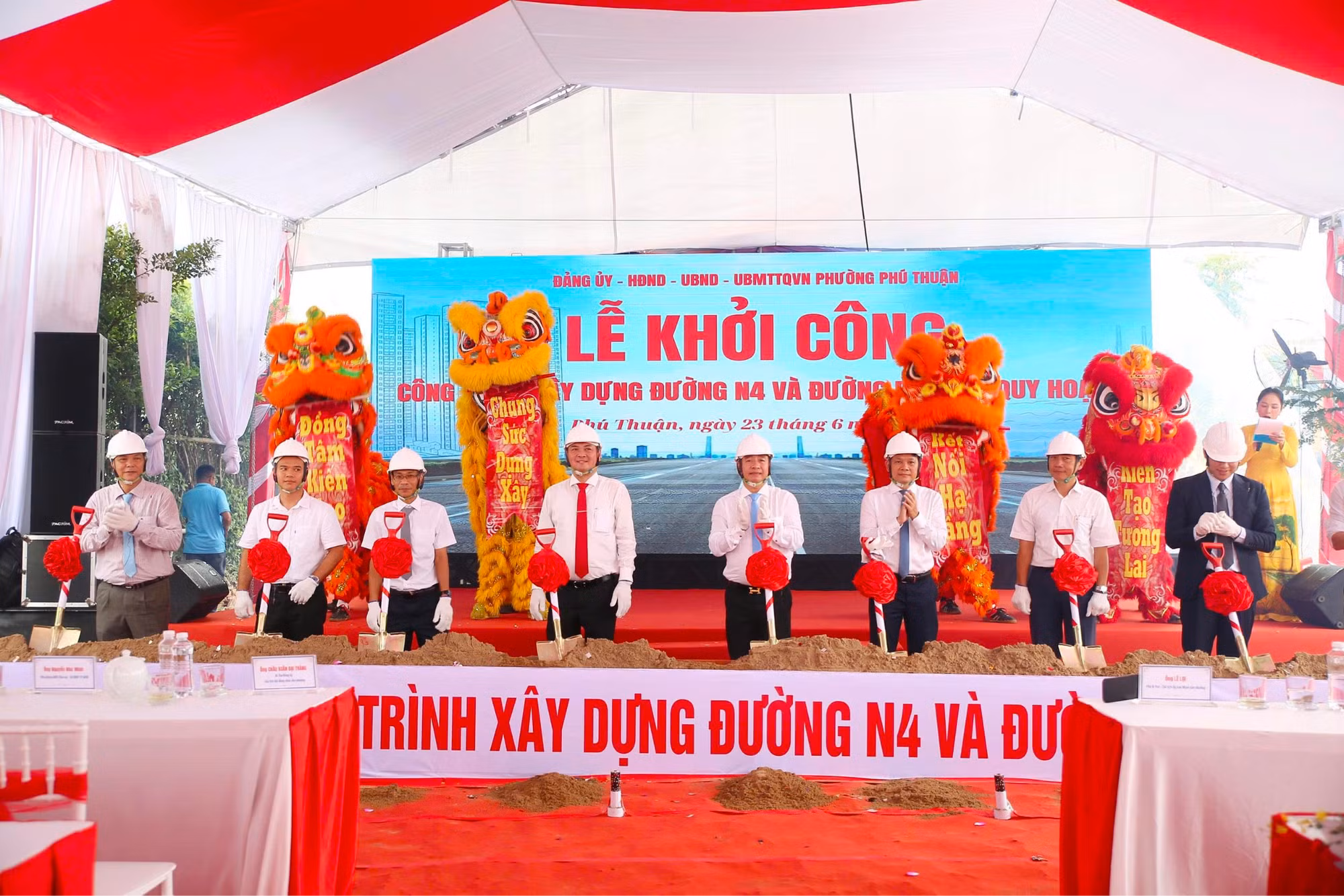 Phú Thuận khởi công 4 tuyến đường, cú hích của BĐS Nam Sài Gòn