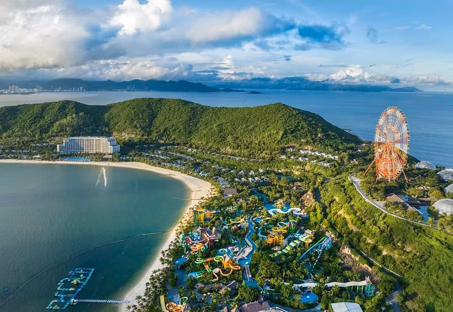 Điều gì đang khiến những 'đảo hội' trở thành 'thỏi nam châm' hút khách du lịch?