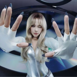 Minh Hằng ra mắt MV sau 7 năm: "Tôi không nghĩ quá nhiều về chi phí"