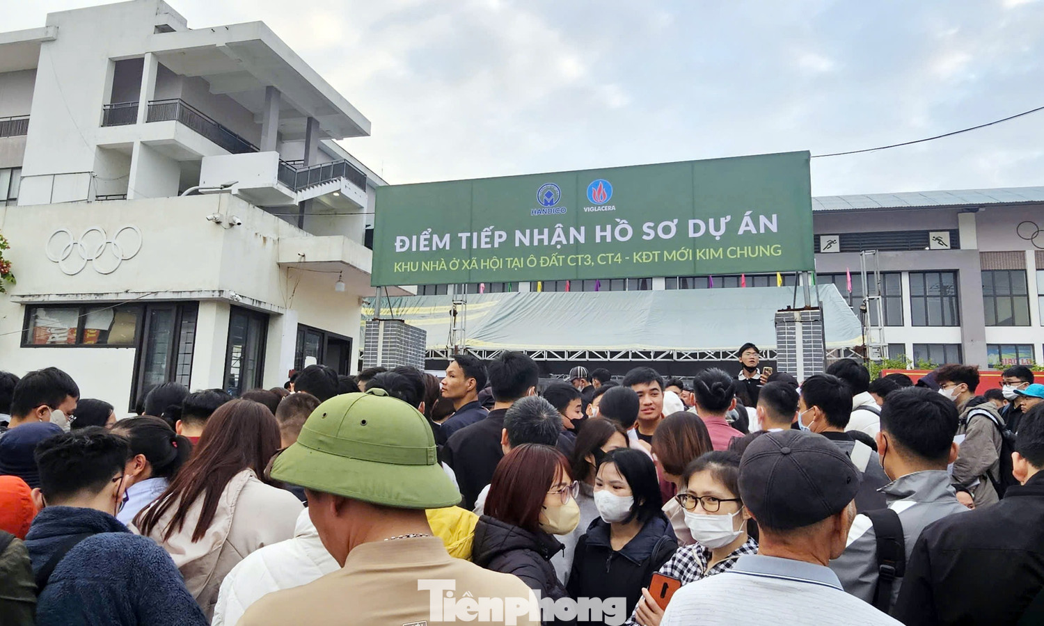 Nghìn người nộp hồ sơ tranh suất NƠXH, 'mua hụt' còn cơ hội ở những dự án nào?