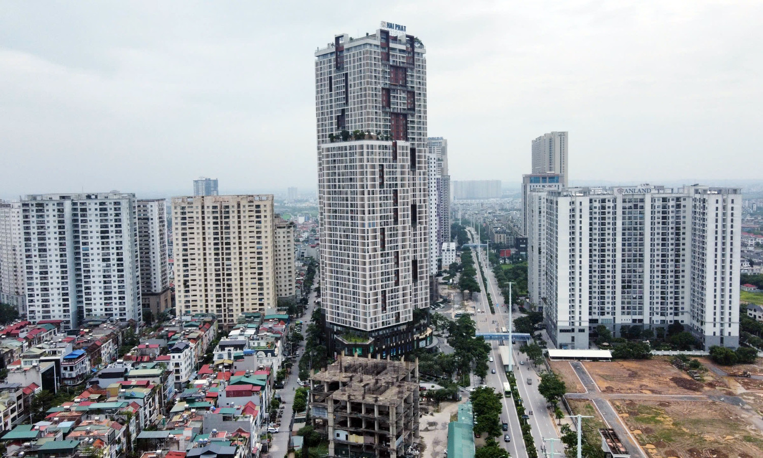 Cận cảnh dự án Usilk City giữa Thủ đô 'chôn vùi' giấc mơ an cư cả nghìn người