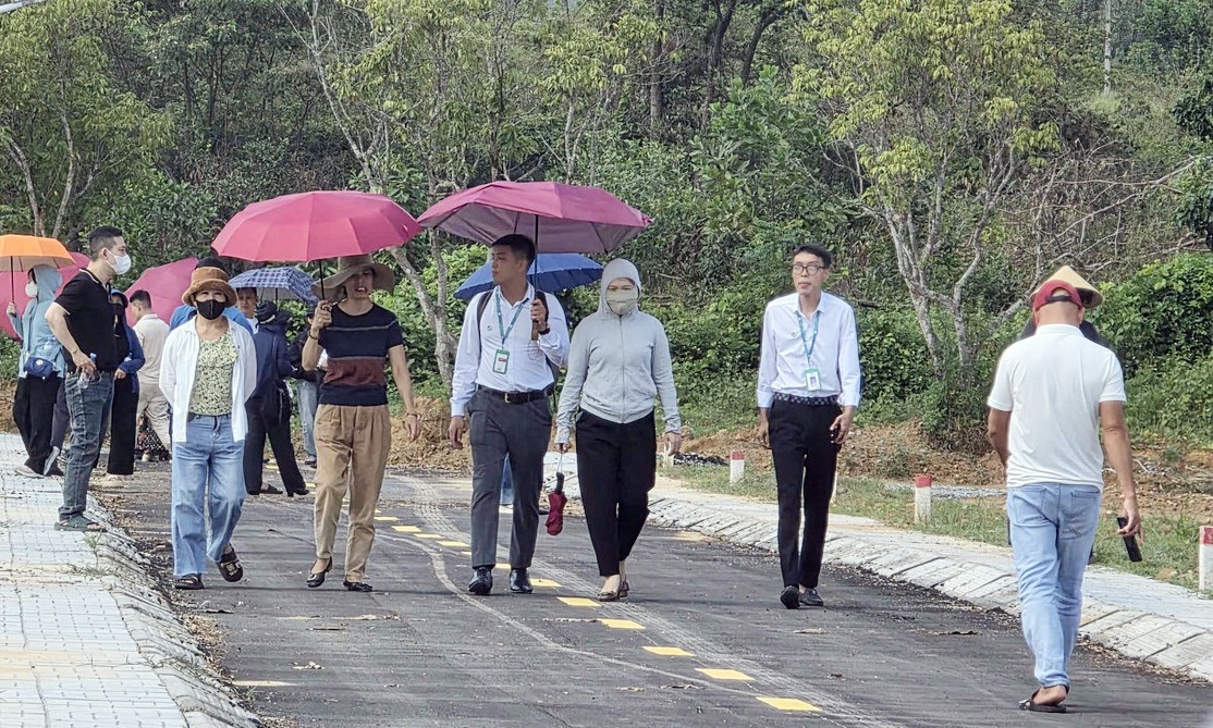Siết môi giới BĐS, chấm dứt 'suất mua – thu chênh' trái phép