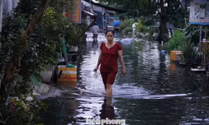 Đỉnh triều cường vượt báo động 3 ở TPHCM sẽ duy trì đến khi nào?