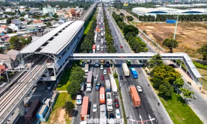 Vị trí 8 thang máy được lắp tại 7 cầu vượt bộ hành ga metro số 1