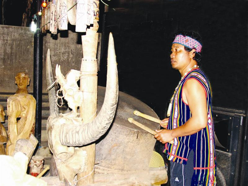 Vũ điệu đêm rừng - Ảnh: Kim Anh