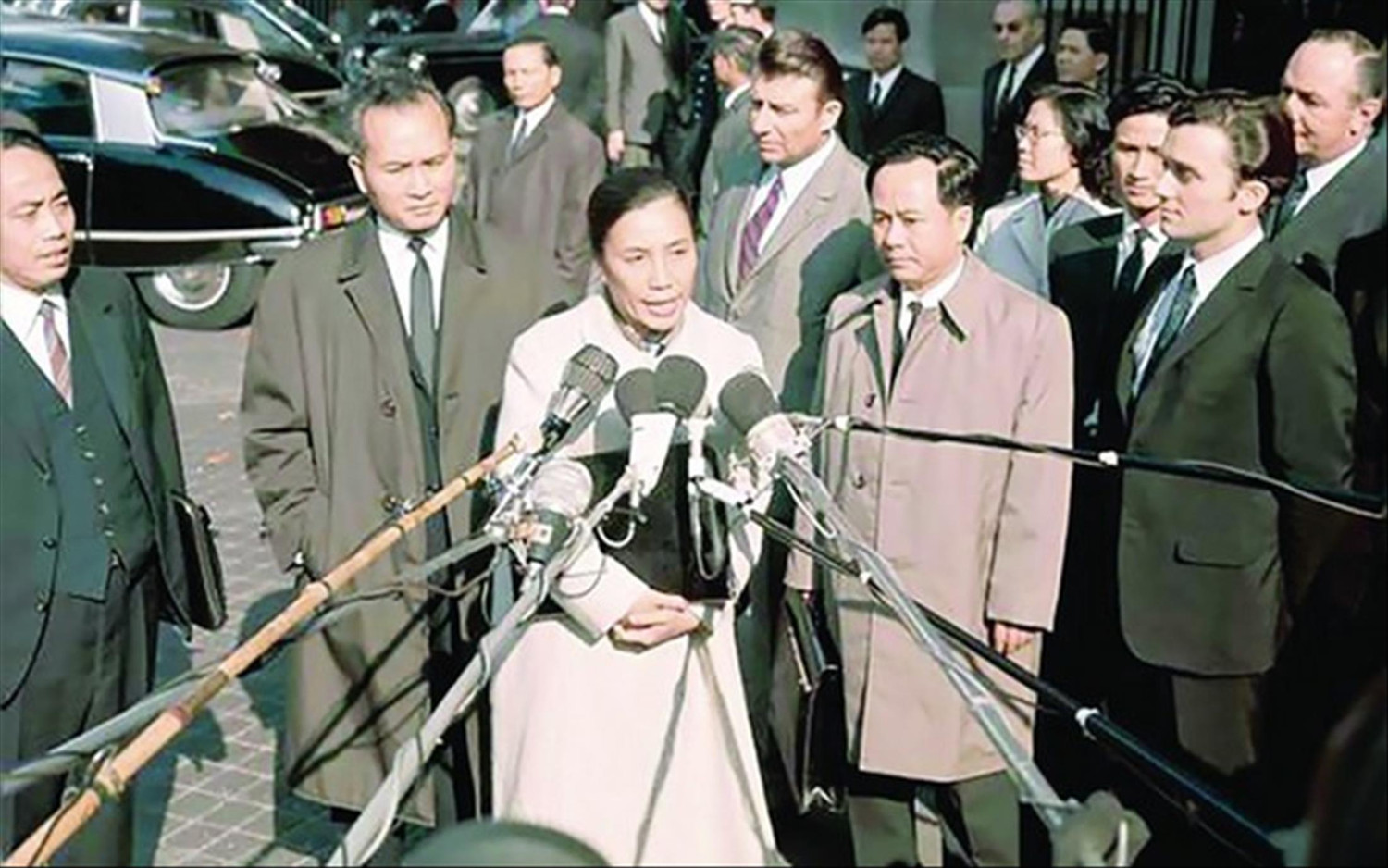 Nhà ngoại giao Nguyễn Thị Bình: Cuộc đời bình dị mà kỳ lạ | Báo điện tử ...